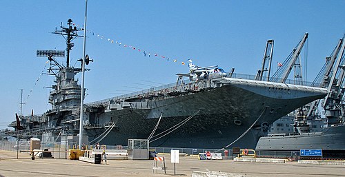 Het museumvliegdekschip Hornet Sea (afb: WikiMedia Commons)